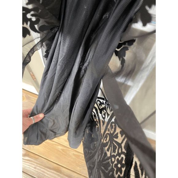 Carole Little NWT Black Long Velvet Overlay Wrap Maxi Dress - Size 8, MSRP $178 - Picture 9 of 15